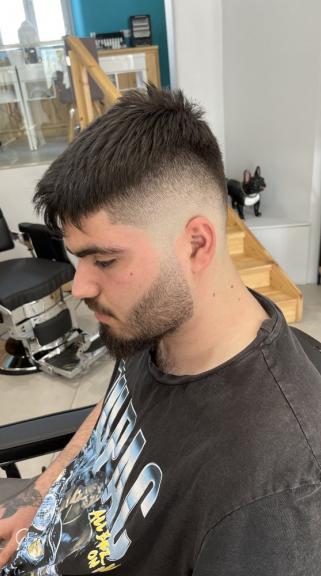 Konstantinos Kontizas Hair Salon - Men's Haircuts